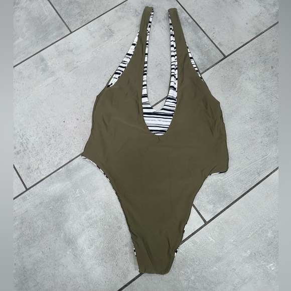 ASOS Evil Twin Reversible One Piece Swinsuit - size medium - Picture 4 of 4